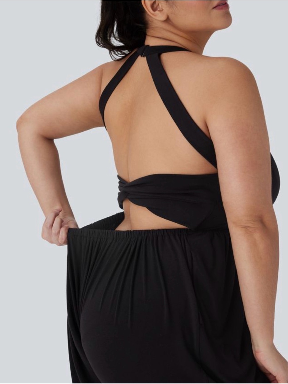 Plus-Size Black Sleeveless Jumpsuit with Open Back - Picture 3 of 9